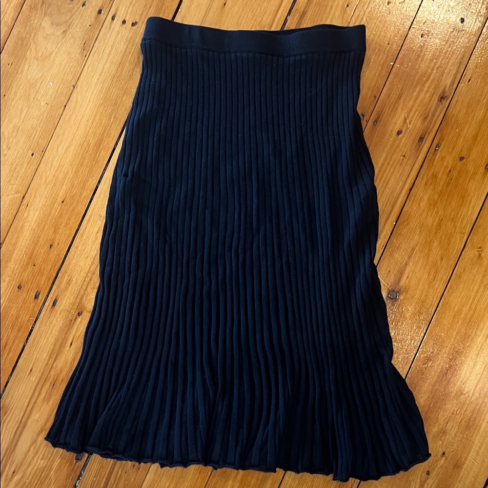 Scoop Ribbed midi Skirt
